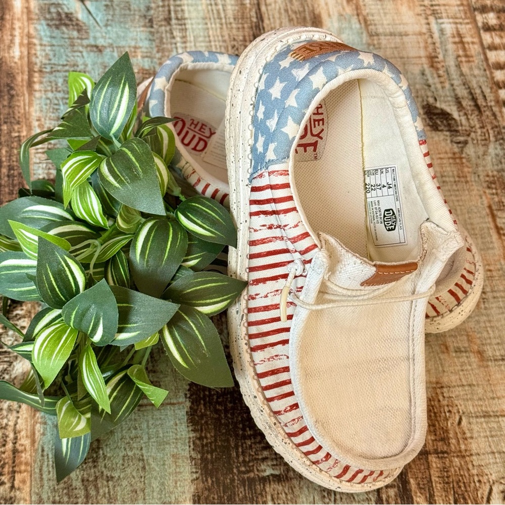 Youth’s Patriotic “HEY DUDE” Slip-on Shoes | #U12